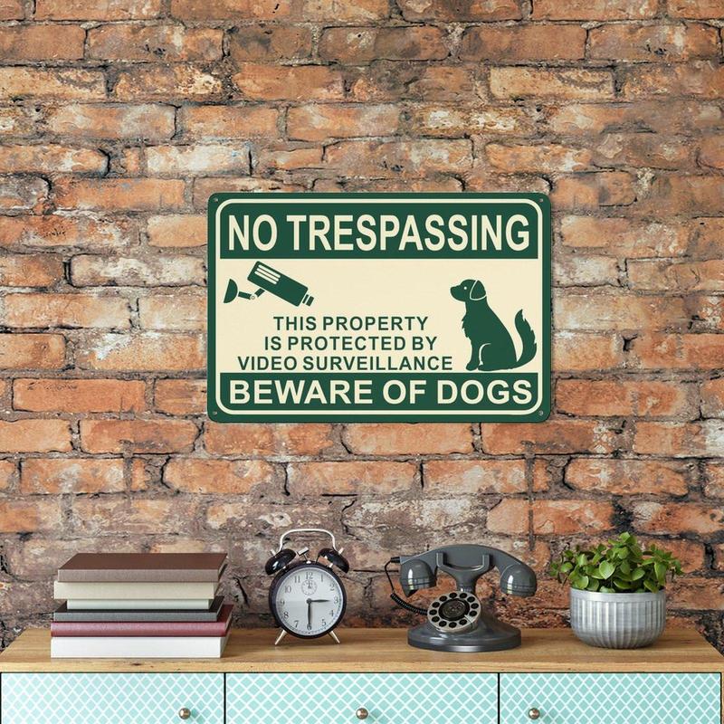 No Trespassing Metal Sign, 1 Count Dog Warning Protected Security Camera Sign, Home Decor Wall Art Plaque for Home Garden Courtyard