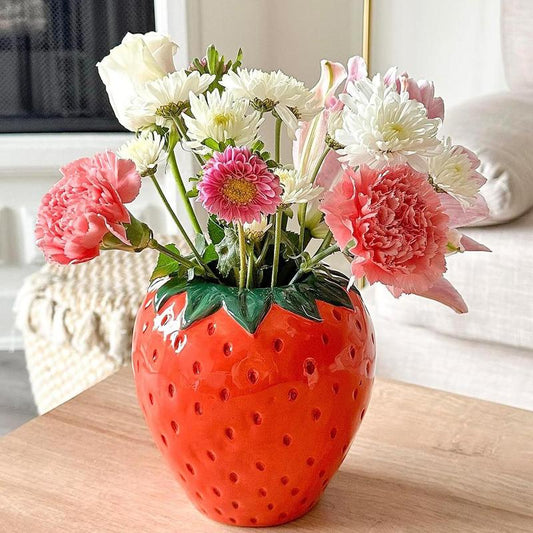 Strawberry Shaped Vase, Vintage Fruit Design Decorative Ceramic Vase, Decorative Flower Vase for Home Living Room Office