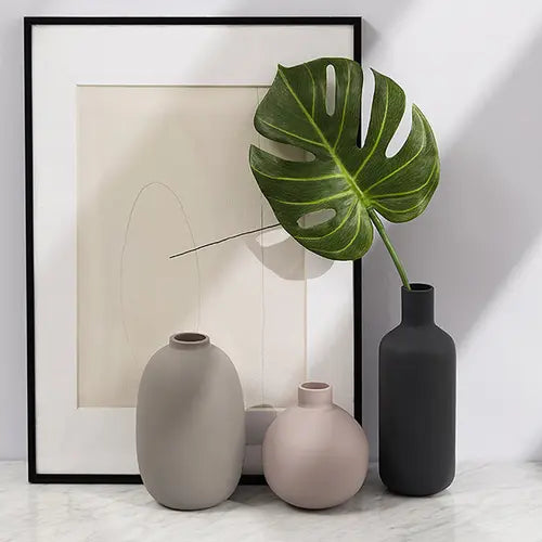 Modern Minimalistic Ceramic Vase - Soft Girl Era