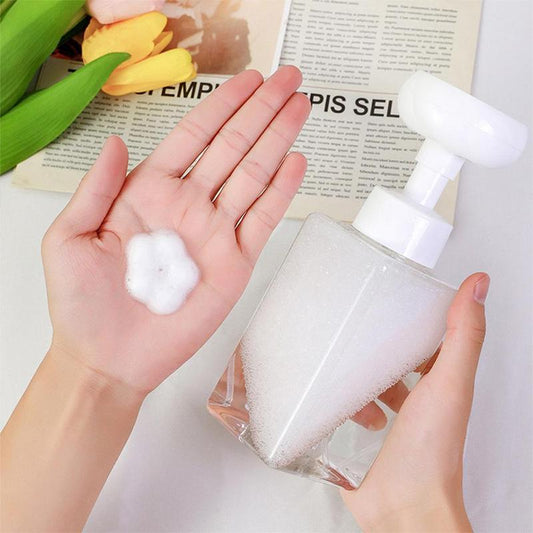 Flower Shaped Foaming Press Soap Dispenser Bottle (1 Piece), Transparent Portable Multipurpose Soap Dispenser, Bathroom Supplies for Home Outdoor Travel, Bathroom Accessories