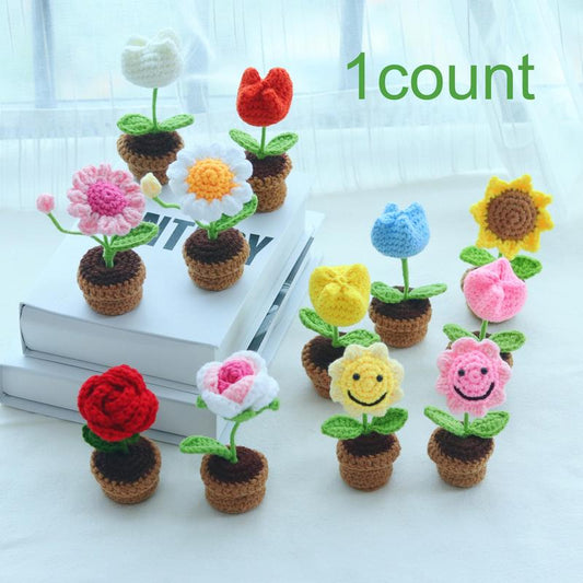 Crochet Flower Pot, 1 Count Cute Mini Crochet Flower Pot Ornament, Creative Flower for Home Decor, Desktop Decoration for Living Room Bedroom Office