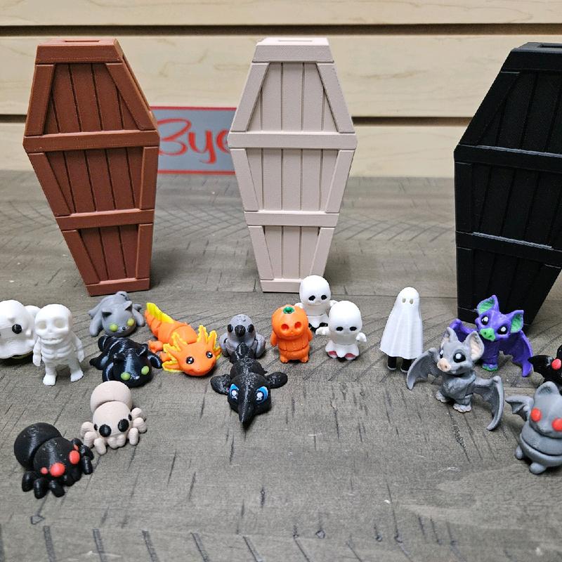 3D Printed Halloween Micro Minis with Coffin Figurines