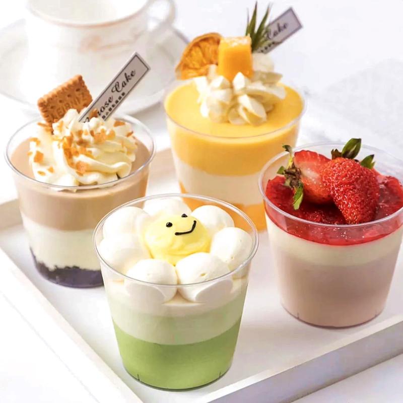 TOFLEN 50 Pack 5 oz Mini Dessert Cups with Spoons, Round Cake Cups Party Serving Cups for Parfait, Appetizers, Cocktails, Dessert Shooters & Dessert Shot Glasses Disposable Plastic